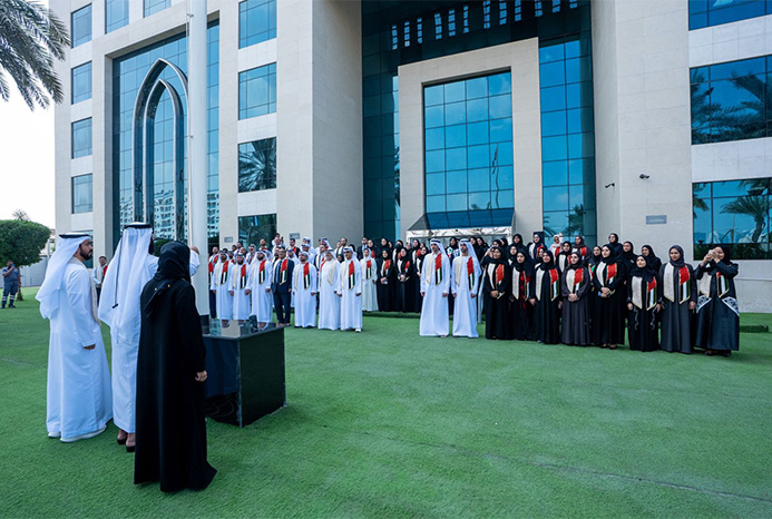 وزارة تمكين المجتمع تحتفي بيوم العلم